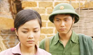 Thù lao làm phim Bông sen bạc hai triệu đồng mỗi tháng