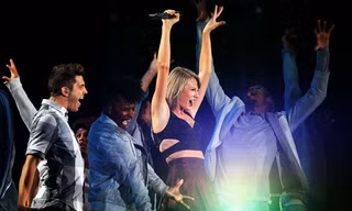 Taylor Swift trong chuyến lưu diễn 1989.