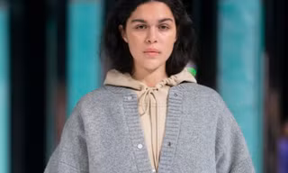 Được Gucci, Balenciaga đồng loạt đẩy trend, áo hoodies sẽ sang chảnh hơn?