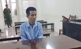 Bị cáo Nguyễn Văn Hiệp tại tòa.