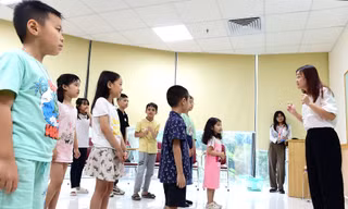 Câu lạc bộ tiếng Anh Cambridge miễn phí 