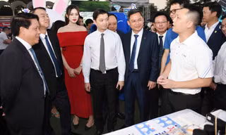 Khai mạc Ngày Thẻ Việt Nam 2024 - Sóng Festival: Đặt trải nghiệm của gen Z về thanh toán thông minh lên hàng đầu