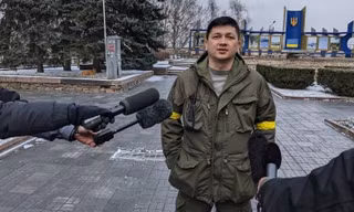 Ukraine phong toả một thành phố để truy tìm người chỉ điểm cho Nga