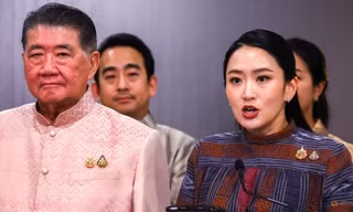 Quyền Thủ tướng Thái Lan Phumtham Wechayachai - người bạn thân thiết của gia tộc Shinawatra