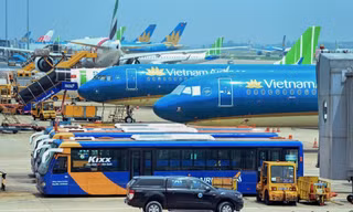 Các hãng bay Việt Nam nguy cơ bị 'bào mòn' lợi nhuận 