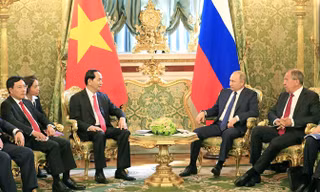 Chủ tịch nước Trần Đại Quang hội đàm với Tổng thống Vladimir Putin.