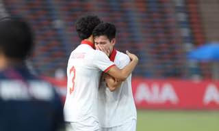 Ngôi sao U22 Việt Nam khóc rưng rức sau thất bại nuối tiếc tại SEA Games 32 