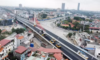 Thông xe cầu vượt gần 700 tỷ xóa điểm đen 'ùn tắc' ở Hải Phòng