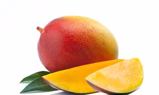Loại quả rất giàu chất xơ và các dưỡng chất có tên polyphenols được biết đến với công dụng điều trị táo bón và viêm ruột hiệu quả hơn bất cứ lượng bột xơ tương đương nào.