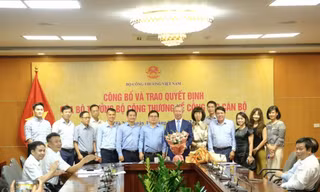 Bản tin 8H: Bộ Công Thương và Bộ Tài chính bổ nhiệm nhân sự chủ chốt