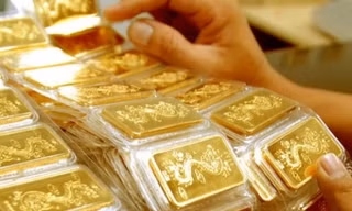 Bản tin 8H: Rao bán khoản nợ gần 215 lượng vàng SJC kéo dài 20 năm