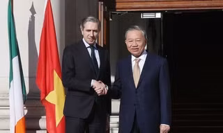 Tổng Bí thư, Chủ tịch nước Tô Lâm gặp Thủ tướng Ireland Simon Harris