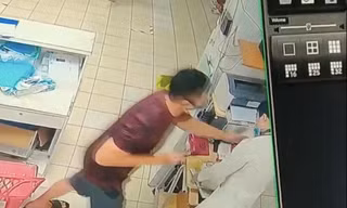 Công an vào cuộc vụ người nhà bệnh nhi bóp cổ bác sĩ