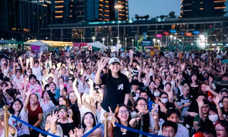 Giới trẻ Sài thành hòa cùng bầu không khí âm nhạc mùa Hè với dàn nghệ sĩ gen Z qua một loạt 'bản hit’ đình đám