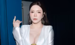 Lý Nhã Kỳ khoe vòng 1 'siêu nóng bỏng' hội ngộ Lâm Vỹ Dạ, Lê Dương Bảo Lâm ủng hộ dàn 'Anh trai say hi'
