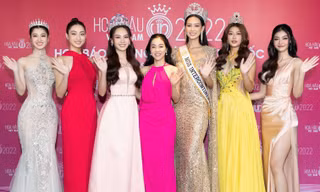 Bảo Ngọc, Tiểu Vy, Đỗ Thị Hà đọ dáng trên thảm đỏ ‘Chung khảo Hoa hậu Việt Nam 2022’
