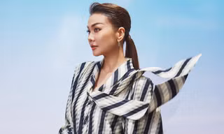 Thanh Hằng là siêu mẫu hiếm hoi của làng mốt Việt 'dám' diện thiết kế đòi hỏi tỷ lệ cơ thể lý tưởng