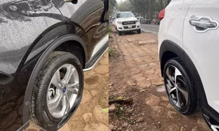 Hàng loạt ô tô đỗ trên vỉa hè Hà Nội bị chọc thủng lốp trong đêm