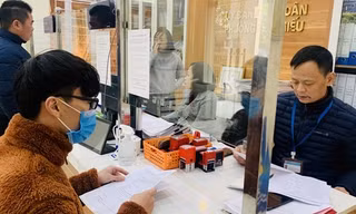 Buộc công dân ra Công an phường xin giấy xác nhận cư trú là 'hành dân'