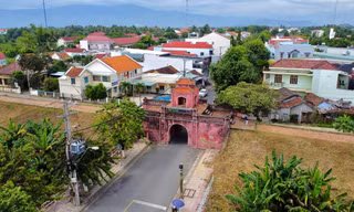 Dùng bằng cấp giả tại gói thầu tu bổ di tích Thành cổ Diên Khánh 