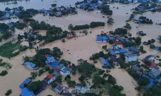 Thủ tướng chỉ đạo ứng phó lũ lớn trên sông Hồng, sông Thái Bình