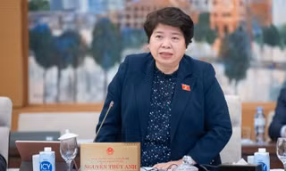 Miễn nhiệm chức Ủy viên Ủy ban Thường vụ Quốc hội với bà Nguyễn Thúy Anh