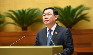 Uỷ ban Thường vụ Quốc hội chất vấn về kiểm soát quyền lực, tháo gỡ thủ tục dự án