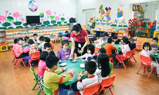 Phổ cập giáo dục mầm non: Nhà nước đảm bảo nguồn lực, xã hội cùng tham gia