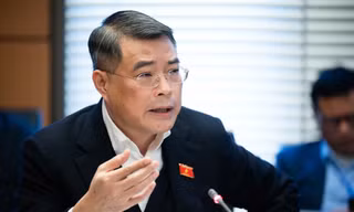 Sớm xử lý vướng mắc về chế độ, chính sách với cán bộ nghỉ hưu trước tuổi
