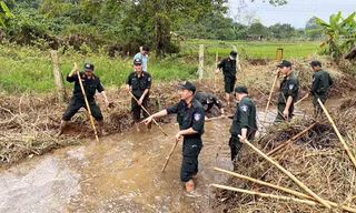 Nghĩa tình Cảnh sát cơ động và những cuộc hành quân dã ngoại nơi buôn làng 