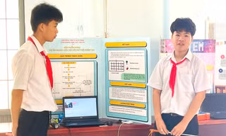 Xe cứu hộ AI của hai nam sinh lớp 9 đạt giải tại ngày hội STEM