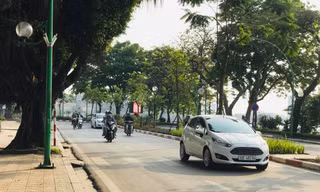 Hôm nay nắng nóng xuất hiện nhiều tới trên cả nước, dự báo kéo dài vài ngày tới. Ảnh: Nguyễn Hoài.