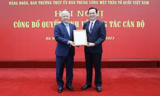 Bản tin 8H: Ban Bí thư bổ nhiệm nhân sự mới