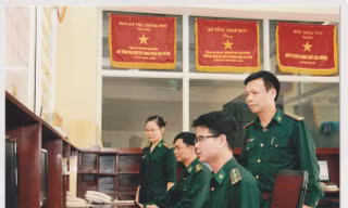 Kíp trực cơ yếu tại Sở chỉ huy Bộ Tư Lệnh Bộ đội Biên Phòng