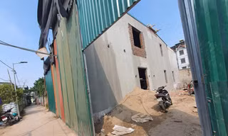Một công trình xây dựng trái phép trên đất nông nghiệp tại quận Tây Hồ