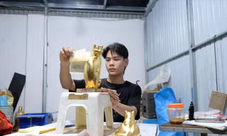 Mèo vàng 50 triệu đồng/con phục vụ khách hàng Tết Nguyên đán Quý Mão 2023 