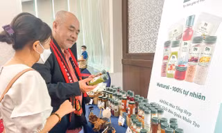 Ông Nguyễn Trung Dũng (kiều bào Ba Lan) đã đưa gia vị Việt đến nhiều quốc gia trên thế giới 