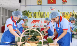 Mang Tết xa về gần