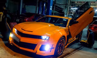 Camaro là mẫu xe thể thao được sản xuất bởi hãng Chevrolet của Mỹ. Thế hệ đầu tiên ra đời vào 9/1966 nhằm cạnh tranh với Ford Mustang. Chiếc xe này thuộc thế hệ thứ 5, bắt đầu sản xuất từ năm 2010 - 2015. 
