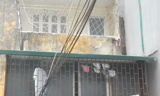 Căn nhà bị cháy