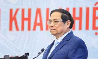 Thủ tướng: 'Vừa qua kỷ luật, khởi tố đều nảy sinh từ cơ chế xin - cho'