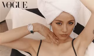 'Nữ hoàng Kpop' Lee Hyori ngoài tứ tuần vẫn quá đỗi gợi cảm