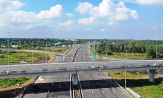 Đề nghị cho phép chạy tối đa 90 km/h trên cao tốc 4 làn xe