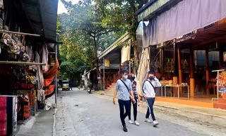 Du khách đã bắt đầu quay lại với bản Lác