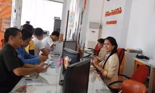 Chuyện nước Lào: Runi, ở đây, ở đây...(P1)