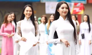 Không hẹn mà gặp, dàn thí sinh cùng diện áo dài trắng tới sơ khảo phía Nam HHVN 2020