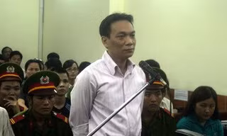 Ông Nguyễn Đại Dương tại phiên toà xử vụ án liên quan Vũ trường Newcentury (Hà Nội) vào năm 2009