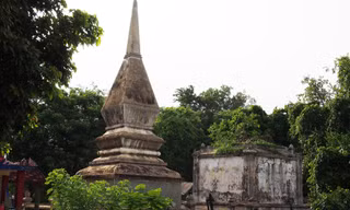 Nhà mồ của người bản địa Tây Nguyên