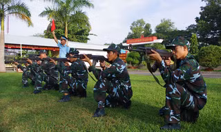  Lính vệ binh luyện tập thường xuyên để sẵn sàng đối phó các tình huống. Ảnh: tiểu đoàn cung cấp
