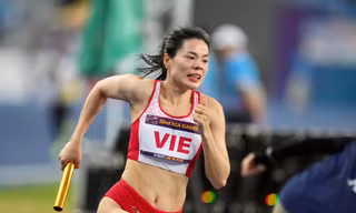 Kỷ lục gia SEA Games Nguyễn Thị Huyền chia tay đường chạy 